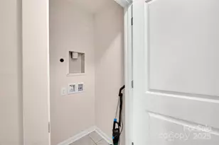 231 Hoskins Ave Dr, Charlotte, NC 28208 - Photo 25