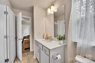 231 Hoskins Ave Dr, Charlotte, NC 28208 - Photo 29