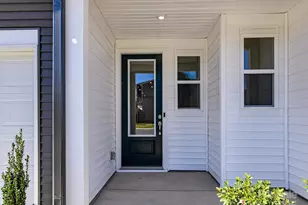 3041 Hutton Gdns Ln, Charlotte, NC 28269 - Photo 3