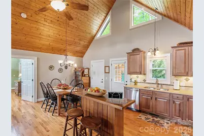 370 Appaloosa Trail, Burnsville, NC 28714 - Photo 9