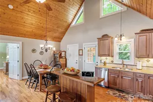 370 Appaloosa Trail, Burnsville, NC 28714 - Photo 9