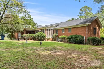 332 Ridge Road, Cheraw, SC 29520 - Photo 5