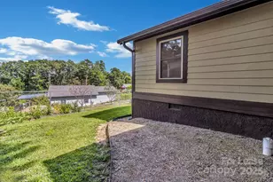 150 Oak Hill Rd, Candler, NC 28715 - Photo 39