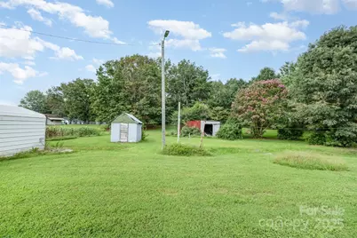 3948 Main Avenue Drive NW, Hickory, NC 28601 - Photo 5