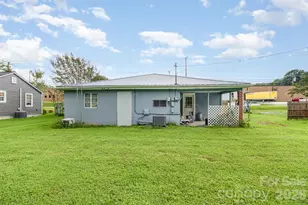 3948 Main Ave Dr NW, Hickory, NC 28601 - Photo 7