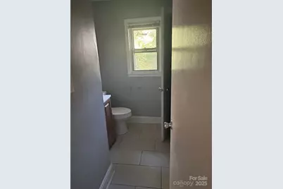 4814 Hidden Valley Road, Charlotte, NC 28213 - Photo 9