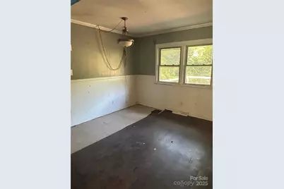 4814 Hidden Valley Road, Charlotte, NC 28213 - Photo 5