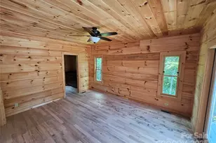 266 Potomac Falls Dr, Black Mountain, NC 28711 - Photo 11