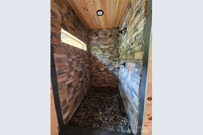 266 Potomac Falls Drive, Black Mountain, NC 28711 - Photo 17