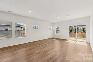 708 Palmer Pendleton Wy, York, SC 29745 - Photo 3