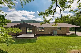 36 Brooks Branch Rd, Leicester, NC 28748 - Photo 3