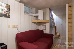 2038 Toms Creek Rd, Marion, NC 28752 - Photo 31