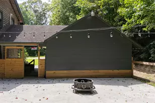 2038 Toms Creek Rd, Marion, NC 28752 - Photo 7