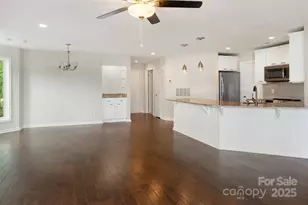 18647 Vineyard Point Ln, Cornelius, NC 28031 - Photo 17