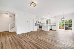 523 Shepherd St, Hendersonville, NC 28792 - Photo 9