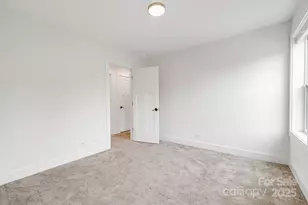 523 Shepherd St, Hendersonville, NC 28792 - Photo 31