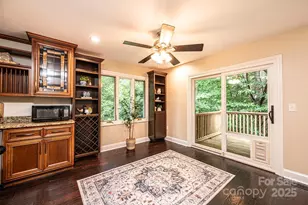 6164 N Knoll Pl, Hickory, NC 28601 - Photo 9