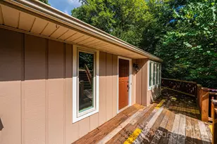 6164 N Knoll Pl, Hickory, NC 28601 - Photo 3