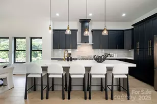 1921 Grier Ave, Charlotte, NC 28216 - Photo 9