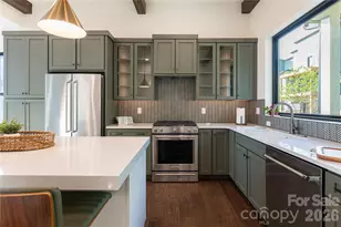 608 Storybook Villas Trl, Asheville, NC 28804 - Photo 5