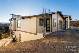 608 Storybook Villas Trl, Asheville, NC 28804 - Photo 3