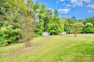 4306 Wynborough Ln, Charlotte, NC 28269 - Photo 17