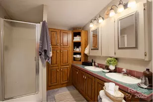 614 Upper Doe Bag Rd, Green Mountain, NC 28740 - Photo 39