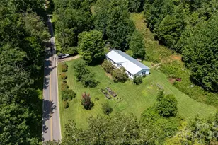 614 Upper Doe Bag Rd, Green Mountain, NC 28740 - Photo 15