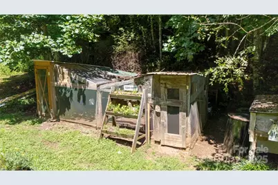 614 Upper Doe Bag Road, Green Mountain, NC 28740 - Photo 7