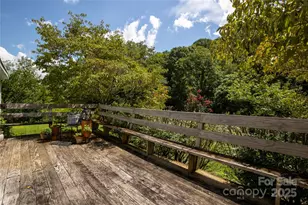 614 Upper Doe Bag Rd, Green Mountain, NC 28740 - Photo 23