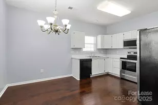 6828 Ayrshire Glen Pl, Charlotte, NC 28273 - Photo 5