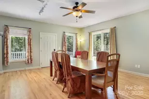 301 Gateway Dr, Hendersonville, NC 28739 - Photo 33