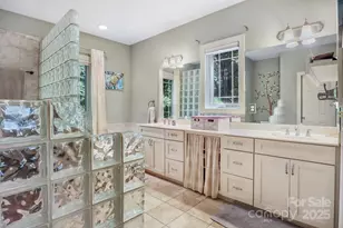 301 Gateway Dr, Hendersonville, NC 28739 - Photo 19