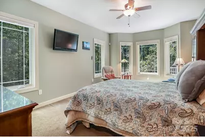 301 Gateway Drive, Hendersonville, NC 28739 - Photo 17