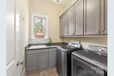 4303 Calvet Court, Charlotte, NC 28210 - Photo 39