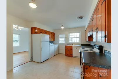 1432 Bevis Drive, Charlotte, NC 28209 - Photo 15