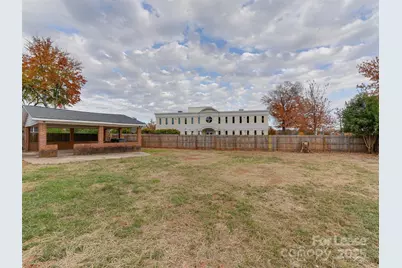 1432 Bevis Drive, Charlotte, NC 28209 - Photo 41