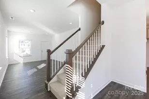 2032 Mandarin Blvd, Charlotte, NC 28205 - Photo 9