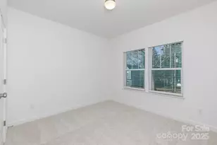 2032 Mandarin Blvd, Charlotte, NC 28205 - Photo 21