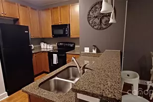 630 Calvert St, Charlotte, NC 28208 - Photo 21