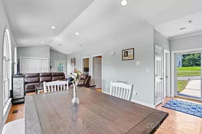 209 Catawba Avenue, Hickory, NC 28601 - Photo 17