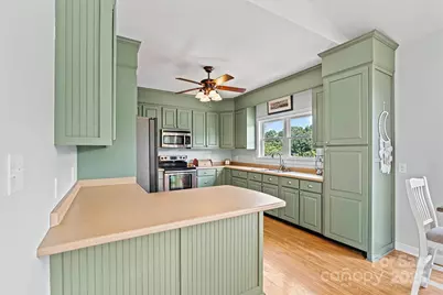 209 Catawba Avenue, Hickory, NC 28601 - Photo 15