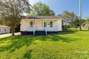 206 McConnell St, Clover, SC 29710 - Photo 3