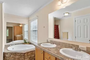 9 Sun Ridge Rd, Asheville, NC 28806 - Photo 15