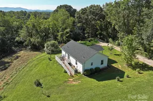 9 Sun Ridge Rd, Asheville, NC 28806 - Photo 3