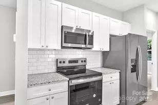 1118 Lerain Ct, Statesville, NC 28677 - Photo 11