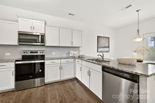 140 Canada Dr, Statesville, NC 28166 - Photo 5