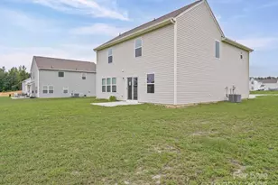 303 Amberly Cir, Pageland, SC 29728 - Photo 7