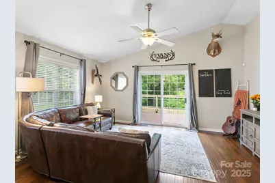 61 Village Street, Clyde, NC 28721 - Photo 5