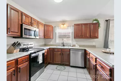 61 Village Street, Clyde, NC 28721 - Photo 9